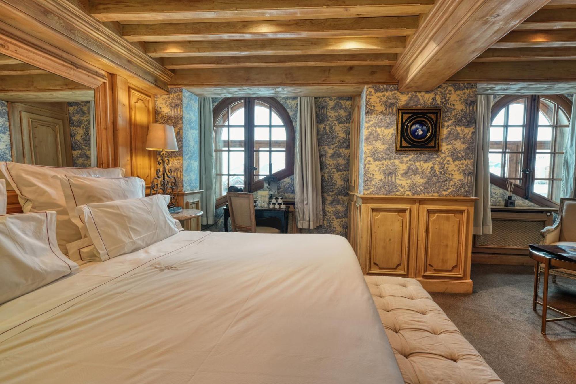 Le Saint Joseph Hotel Корчевел Екстериор снимка