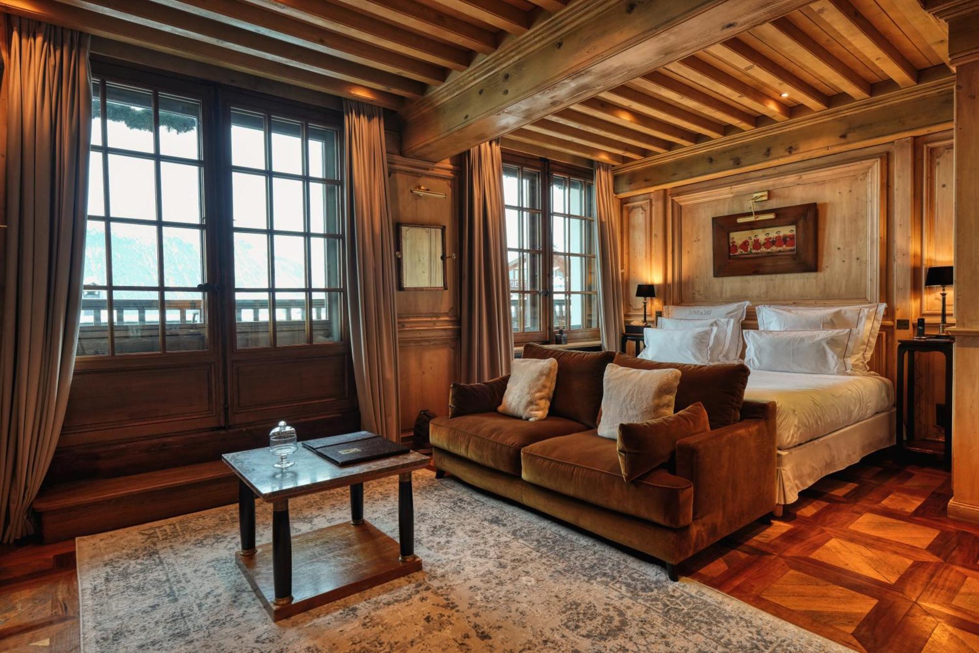 Le Saint Joseph Hotel Корчевел Екстериор снимка